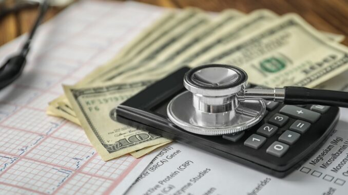 Seguro Medico Dinero
